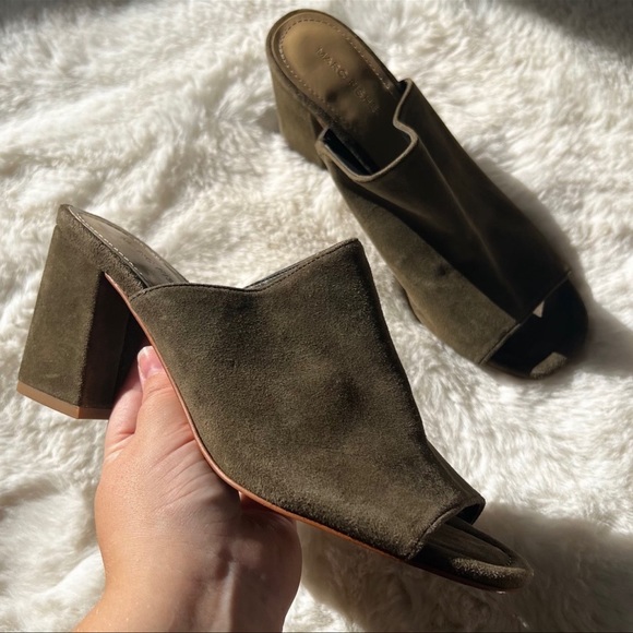 Marc Fisher Dafne Mule Suede Block Heels Olive Green Size 8 - Picture 1 of 11